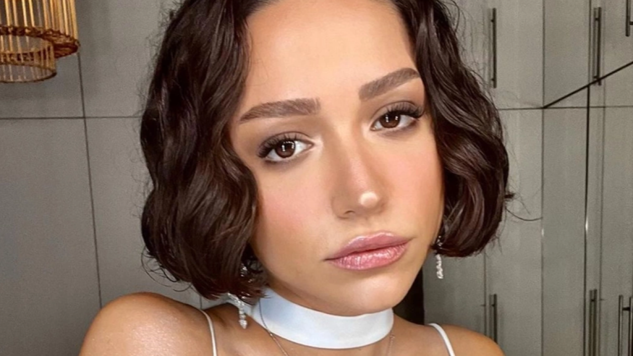 Harbiye öncesi disiplin! Zeynep Bastık&#039;ın sahne hazırlığını sevgilisi açıkladı