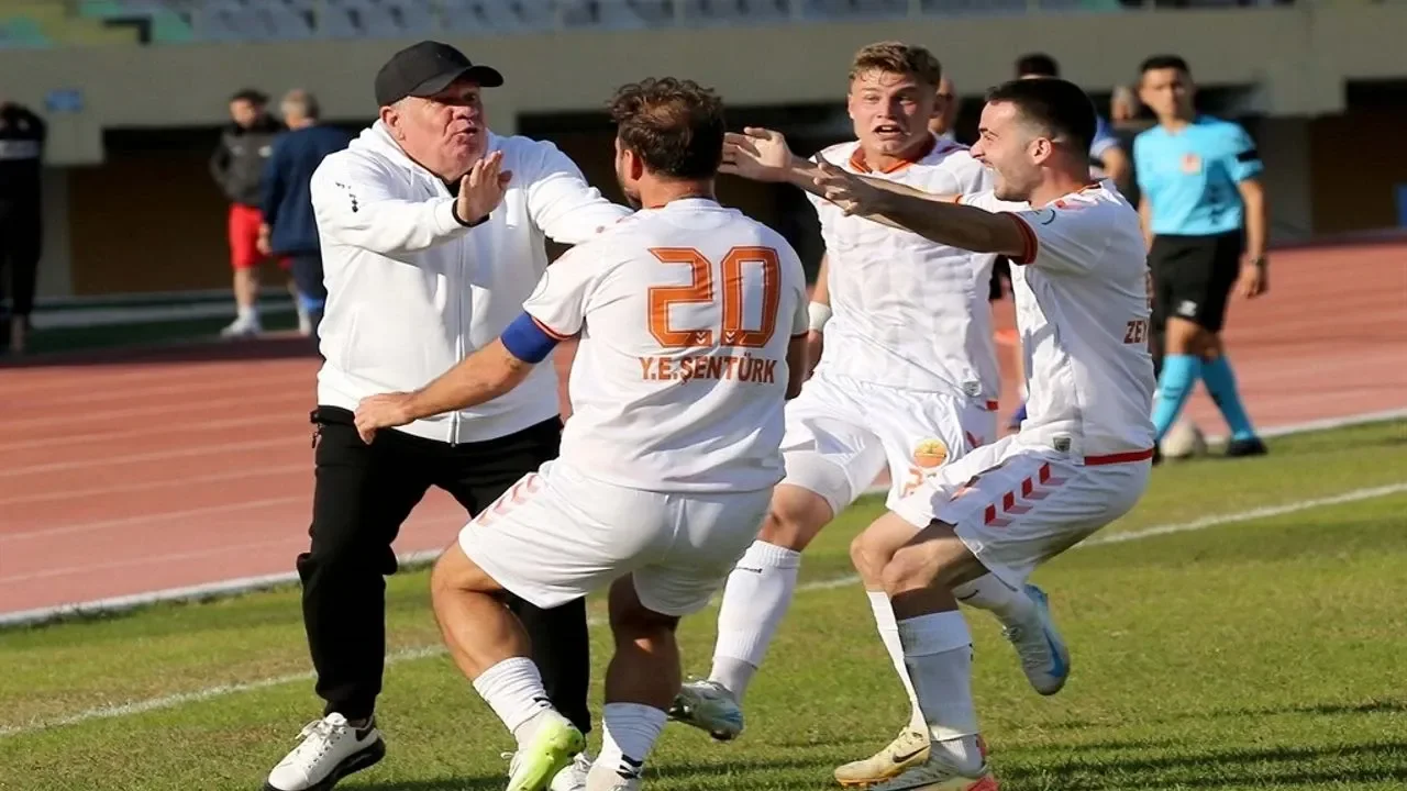 Levent Eriş, Karşıyaka maçı öncesi İzmir Çoruhlu FK’da