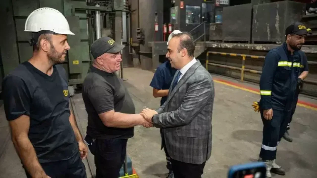 Mehmet Fatih Kacır, Kutes Fabrikasında İncelemelerde Bulundu