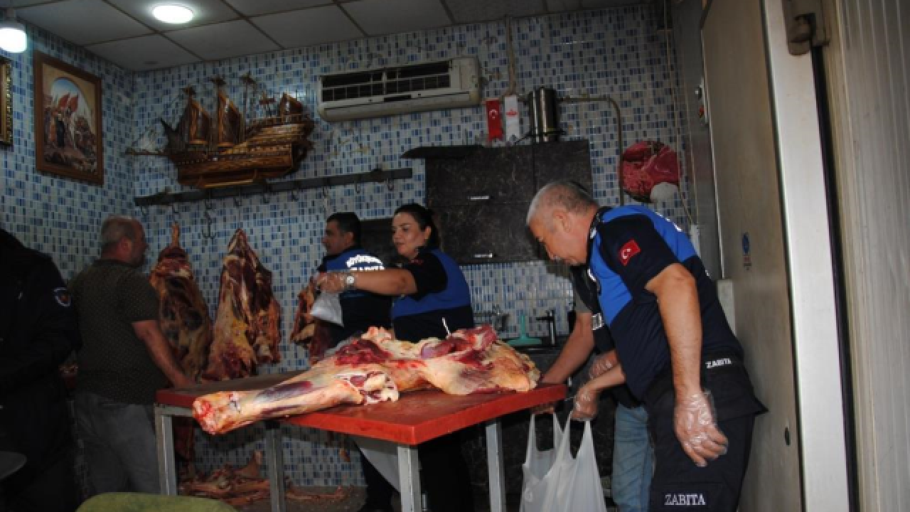 Şanlıurfa’da 1 Ton Bozuk Et Ele Geçirildi