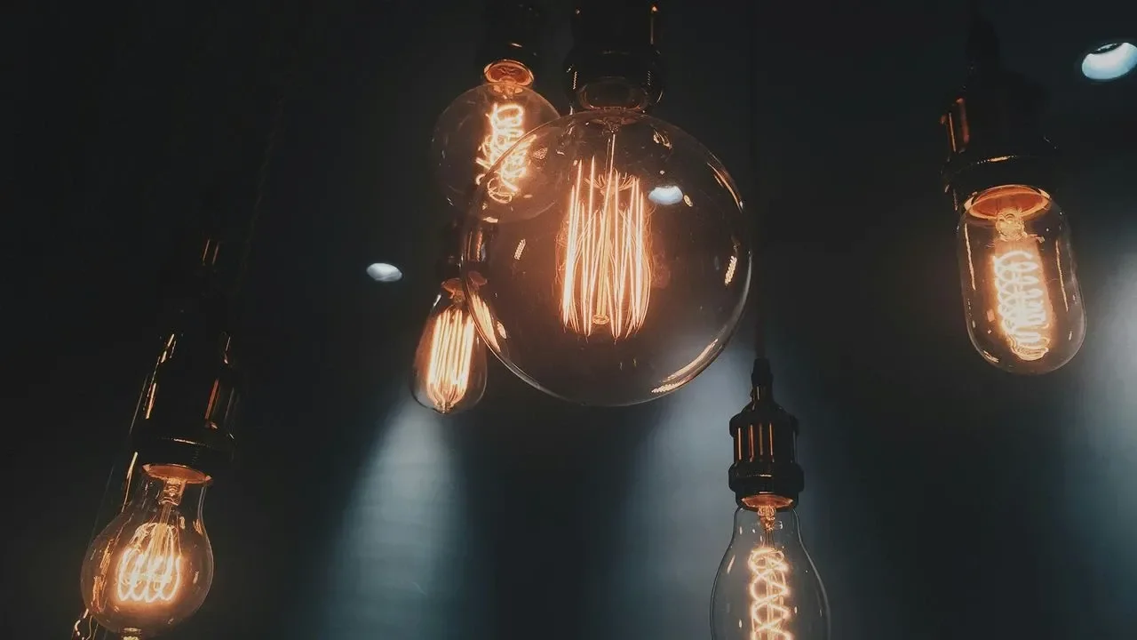 19 ilçe için uyarı geldi: İzmir&#039;in bu ilçelerinde elektrikler kesilecek!