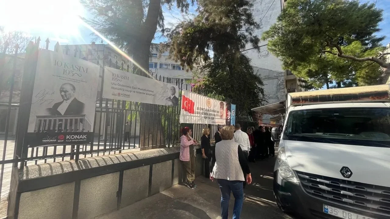 Alsancak’ta Ata için mevlid okundu!