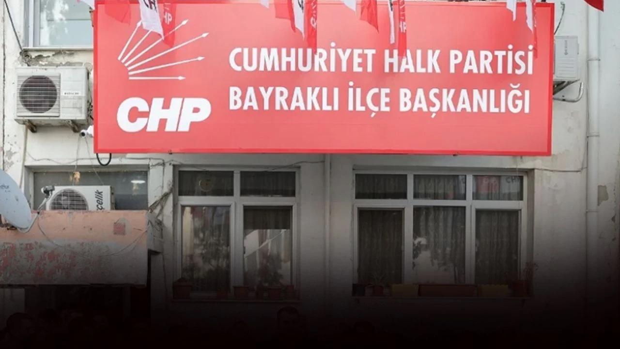 Bayraklı&#039;da muhaliflerden imza hareketi: Demir toplantıya gitti ortalık karıştı!