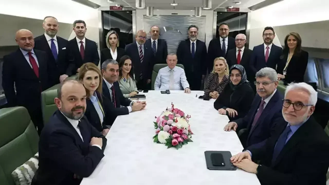 Cumhurbaşkanı Erdoğan uçakta gazetecilerin sorularını yanıtladı