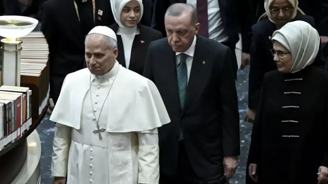 Dünya Basınında Geniş Yankı: Papa’dan Türkiye’ye Barış ve Arabuluculuk Vurgusu