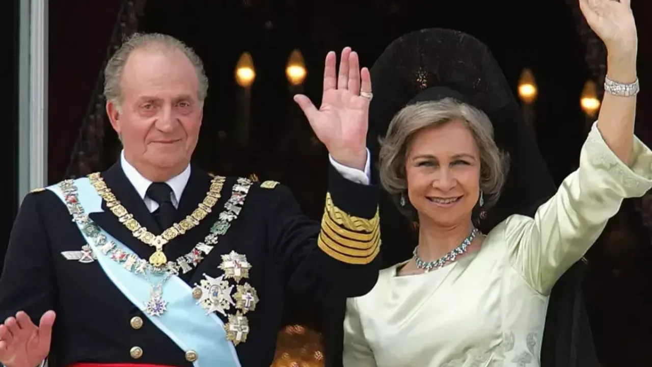 Eski İspanya Kralı 70 yıl sonra itiraf etti: Kardeşimi alnından vurup öldüren bendim