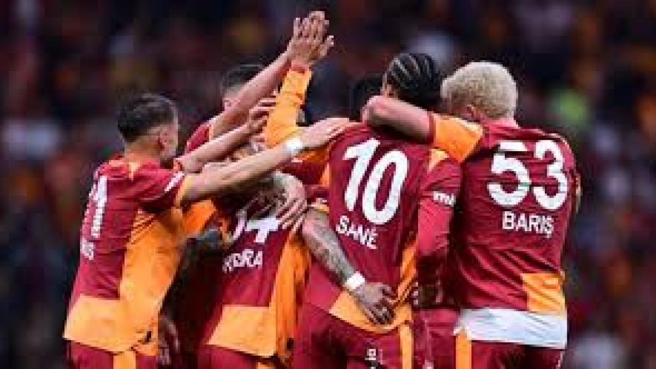 Galatasaray, Gençlerbirliği maçına yönelik antrenmanlarını gerçekleştirdi.Galatasaray, Gençlerbirliği maçına yönelik antrenmanlarını gerçekleştirdi.