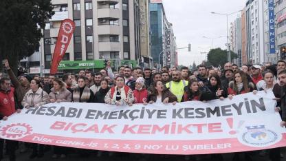 İzmir Büyükşehir’de ödeme krizi: Binlerce işçi eylem yapacak!