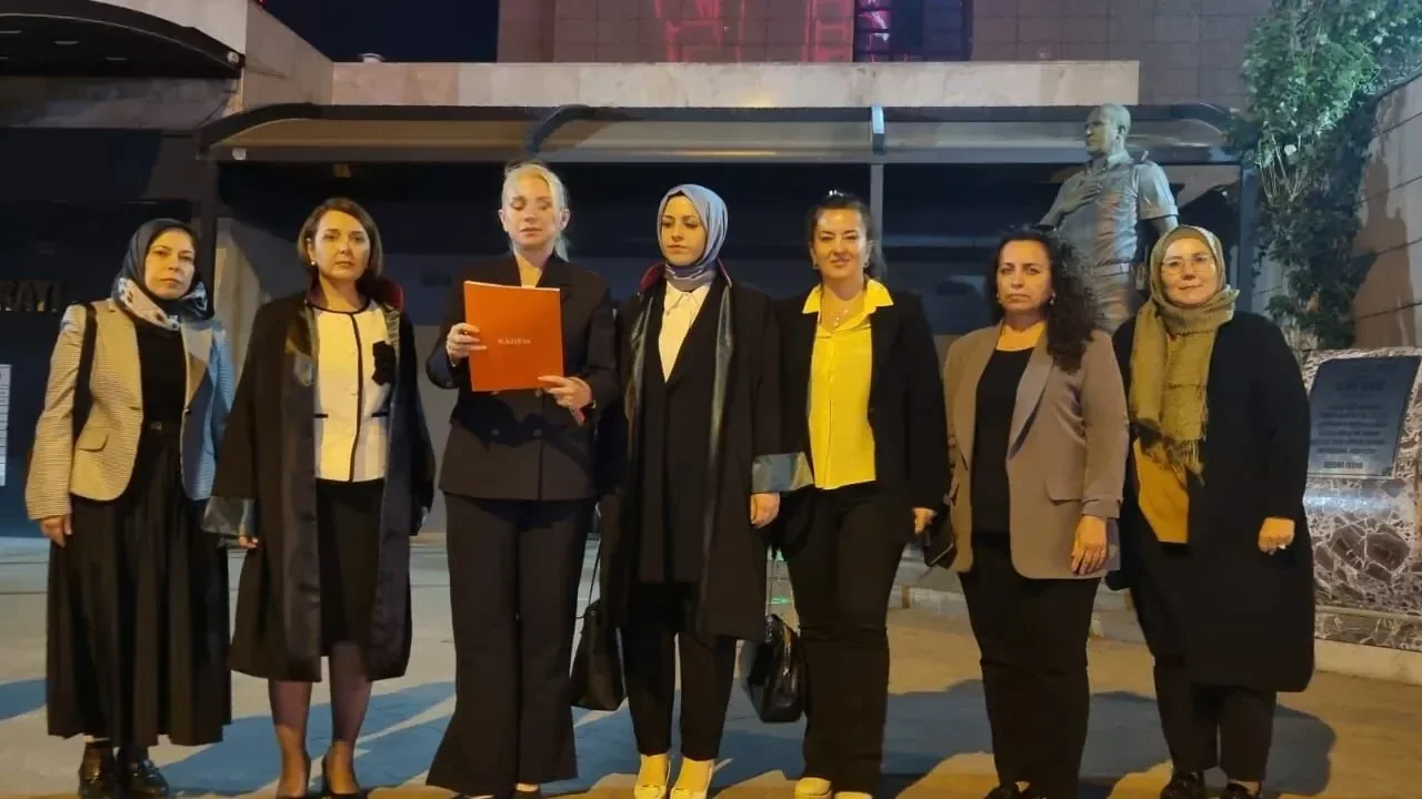 KADEM’den İzmir’de adalet çağrısı: “Neşe Keçkin için adalet istiyoruz”