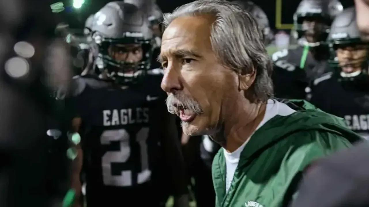 Netflix’in “Last Chance U” yıldızı John Beam kampüste hedef alınarak vuruldu