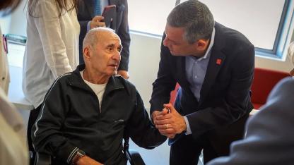 Özgür Özel'den, Hikmet Çetin'e ziyaret