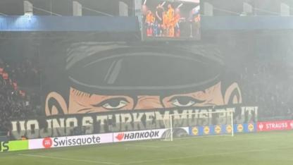 Tartışmalı  pankarta ilk açıklama!