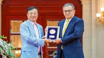 Teknoloji devi Huawei'nin 5G teknolojisindeki başarısının altından Türk bilim insanı çıktı!