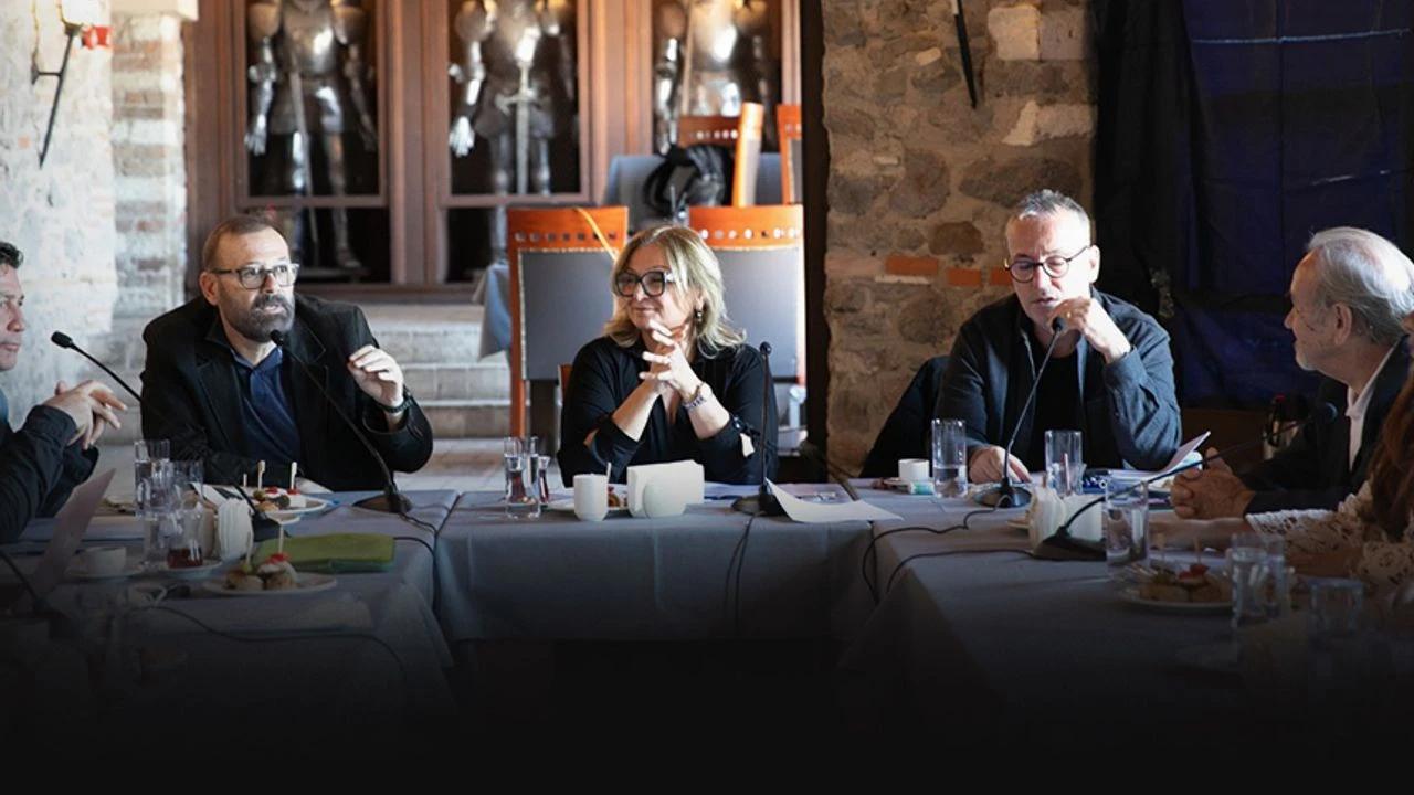 Tiyatro kurulu toplandı... Sahne ve oyun sayısı artacak