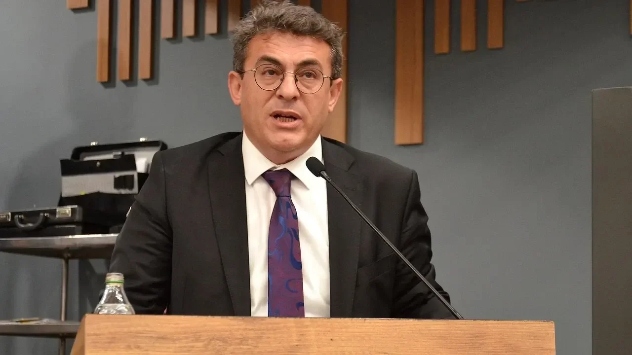 Tunç Soyer’in avukatı Murat Aydın yanıtladı: 9 Aralık’ta görülecek kooperatif davasında tahliye kararı çıkar mı?