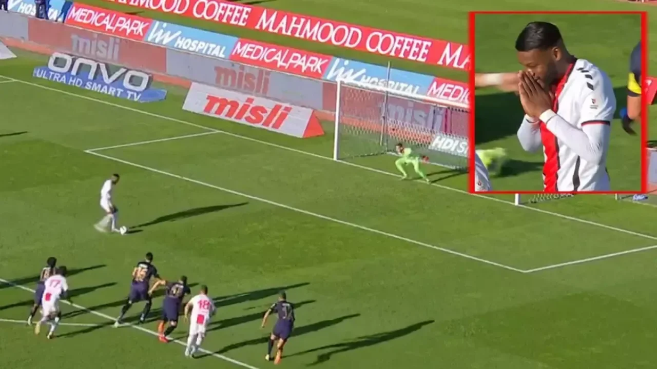 Bahis dosyasına giren Süper Lig maçında 2 penaltı kaçıran futbolcunun tavırları dikkat çekti