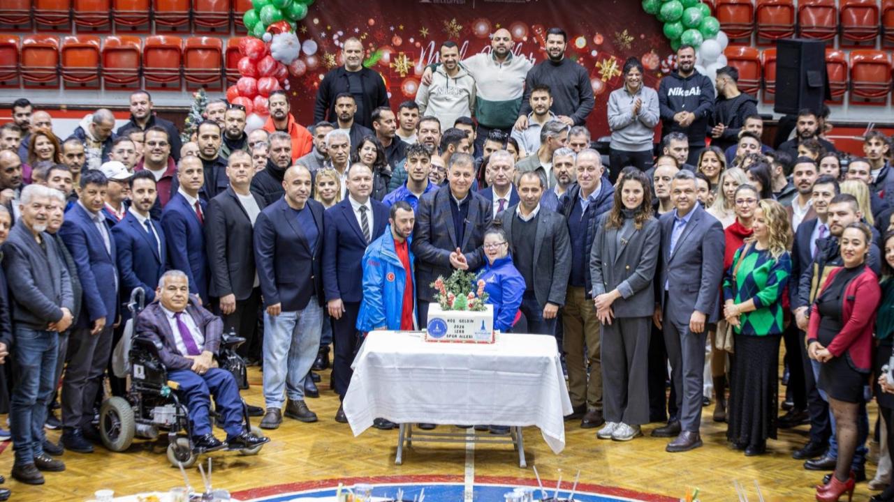 Başkan Tugay’dan sporculara mesaj: “Önümüzdeki yıl daha başarılı olacağız”