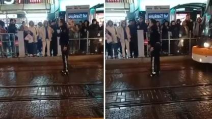 Cadde ortasında milleti toplayıp 'Terörsüz Türkiye' sürecini eleştiren polis memuru açığa alındı