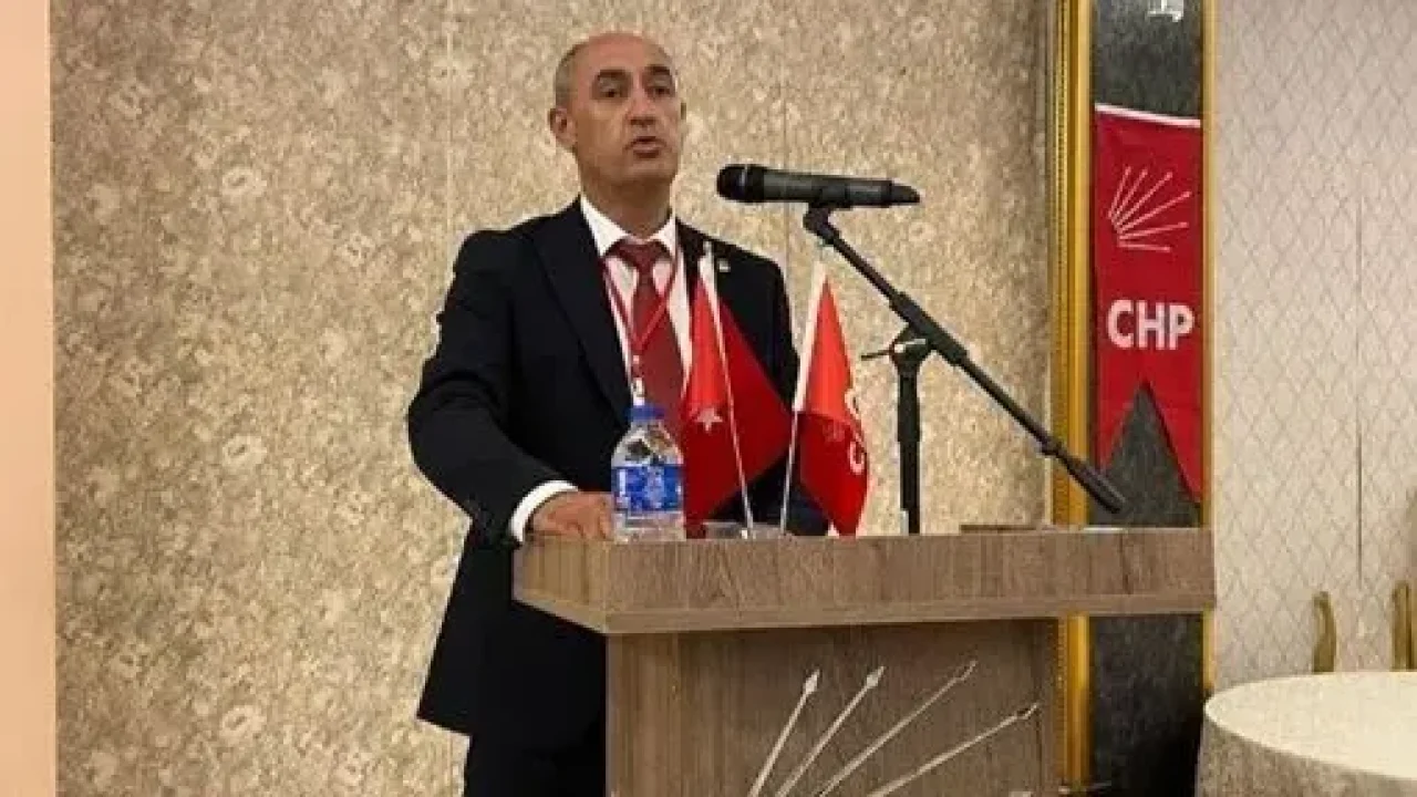 CHP Menemen, AK Parti’li belediyeye “üyelik baskısı” iddiaları üzerine sert açıklama yaptı