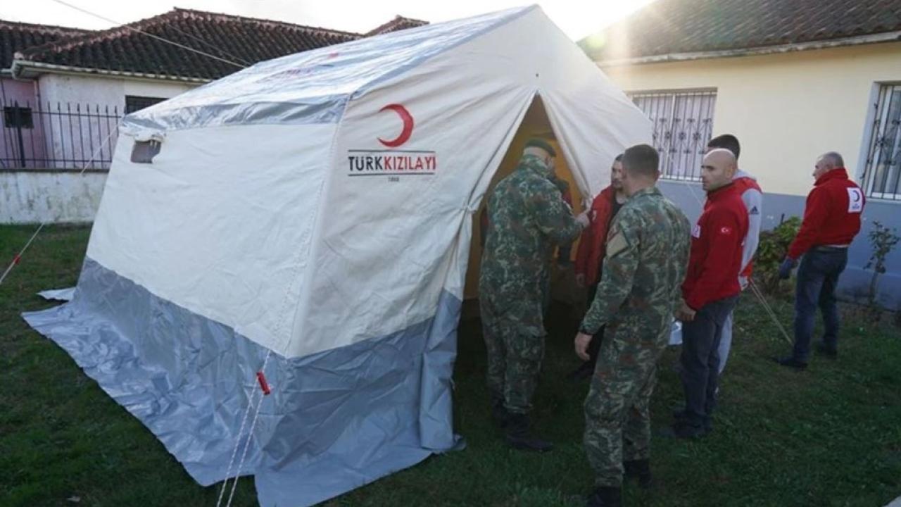 Depremzedeye çadır satmışlardı: Kızılay yöneticileri 27 yılla yargılanabilir!