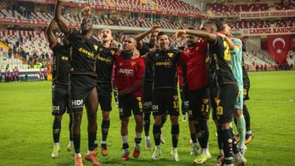 Göz-Göz, Fırtına ile karşı karşıya