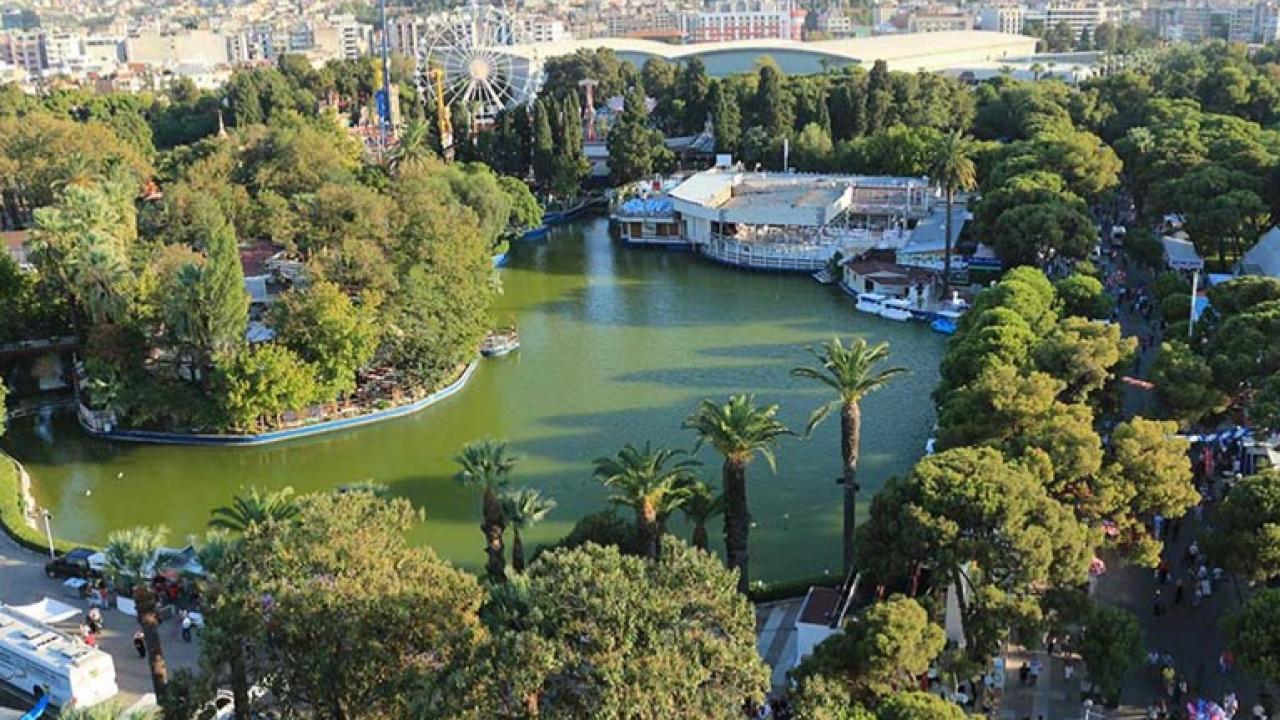 İzmir Büyükşehir Belediyesi&#039;nde Kültürpark planlarında yenileme