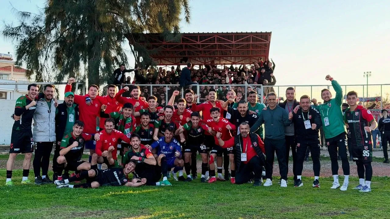 Karşıyaka’dan 34 Yıl Sonra Tarihi Başlangıç: Kaf-Kaf Zirve Takibini Sürdürüyor