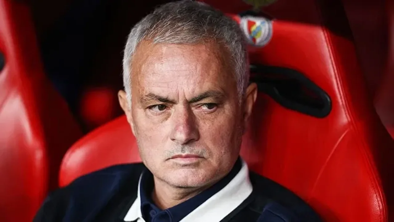 Mourinho, Fenerbahçe&#039;deki eski öğrencisini yanına alıyor