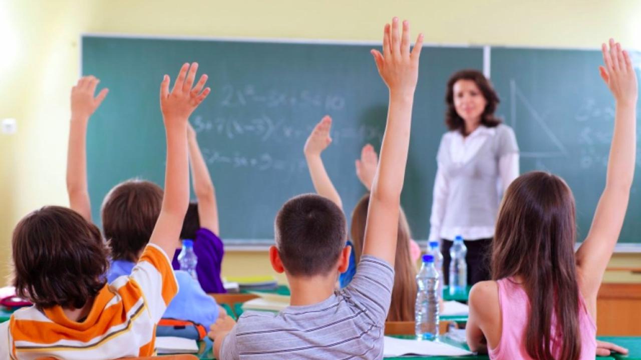 Özel okul ücretlerine 2026 düzenlemesi: Veli-Der İzmir'den tepki