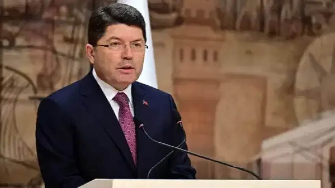 Raporlar tamam; DEM Parti'nin "acilen" istediği yasa çıkacak mı? Bakan Tunç'tan açıklama geldi