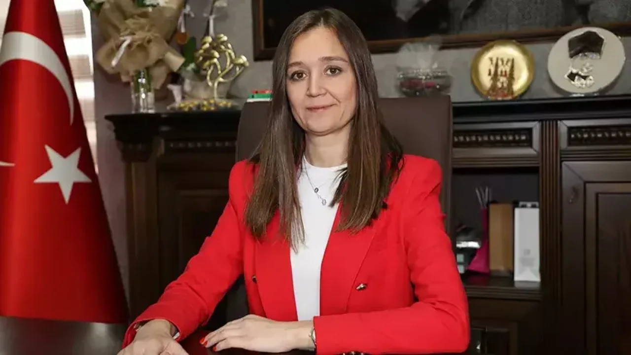 Şehzadeler Belediye Başkanı Gülşah Durbay Son Yolculuğuna Uğurlanıyor