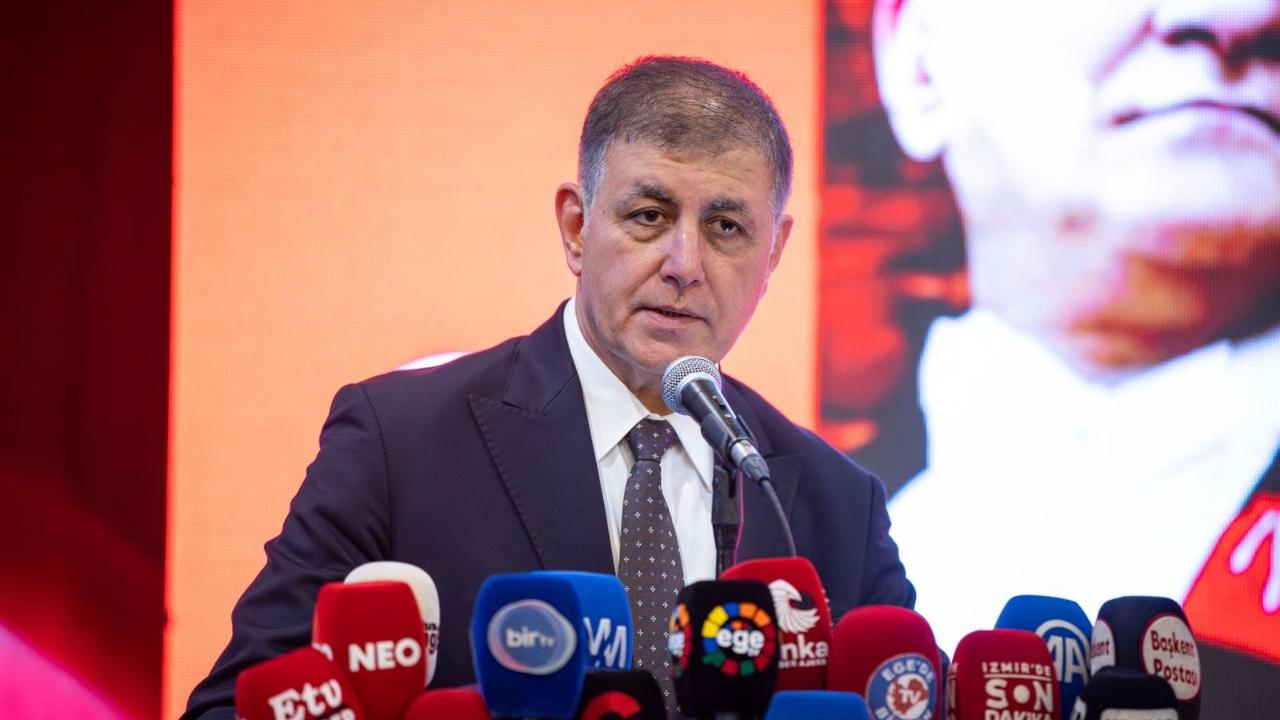 Başkan Tugay: Yerel medya demokrasinin vazgeçilmezidir