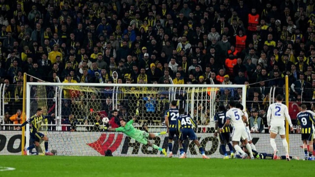 Fenerbahçe UEFA Avrupa Ligi'nde evinde Aston Villa’ya karşı tek golle mağlup oldu