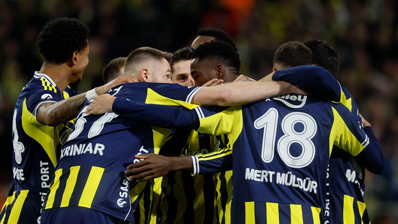 Fenerbahçe'den Okan Buruk paylaşımı
