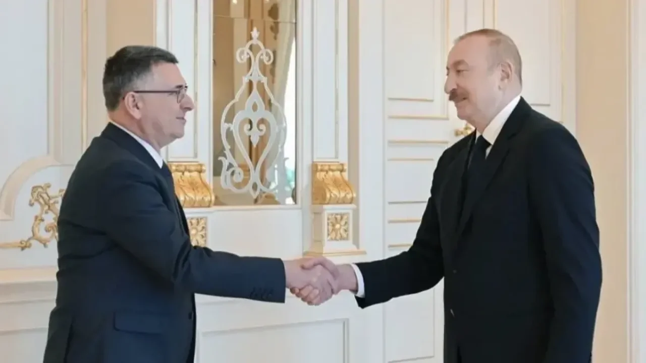 İlham Aliyev, İsrail Dışişleri Bakanı Gideon Saar'ı kabul etti