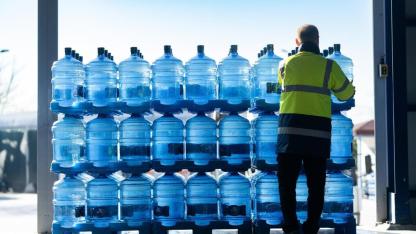 “İzmir Su” Türkiye’ye Açılıyor: Üretim Arttı, Dağıtım Ağı Genişledi