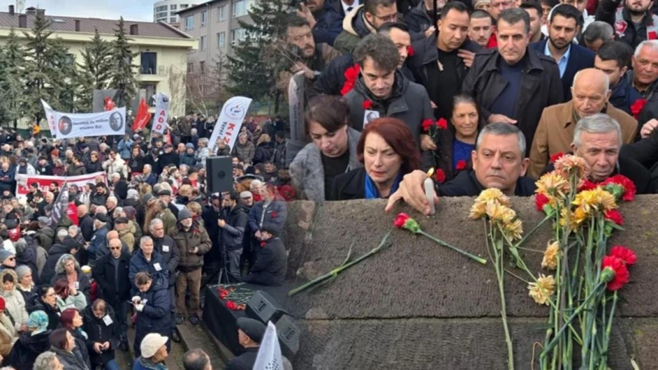 Özel, Uğur Mumcu anmasında konuştu: Karşımızda bir duvar örülü!