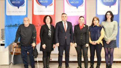 Yerel Demokrasi ve Sivil Toplum İzmir’de Masaya Yatırılıyor