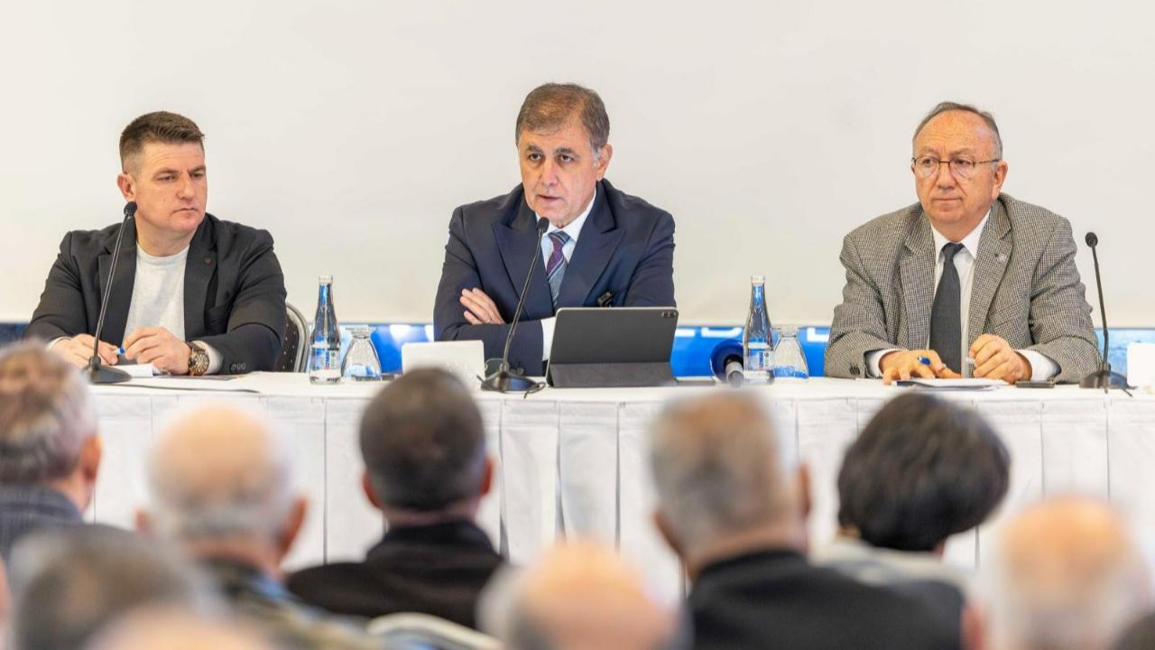 Cemil Tugay: “Günü Kurtarmak İçin Değil, Geleceğimizi Kurtarmak İçin Çalışmalıyız”