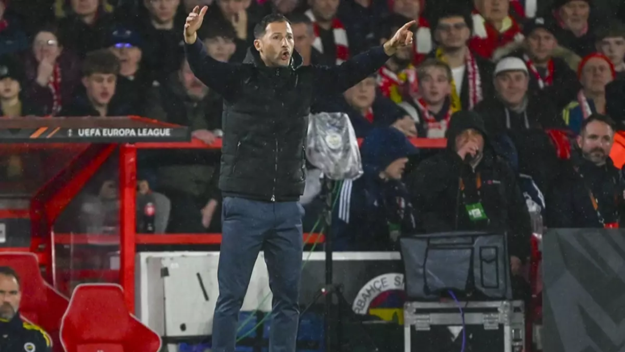 Domenico Tedesco’dan maç sonu itiraf: “Turu evimizde kaybettik”