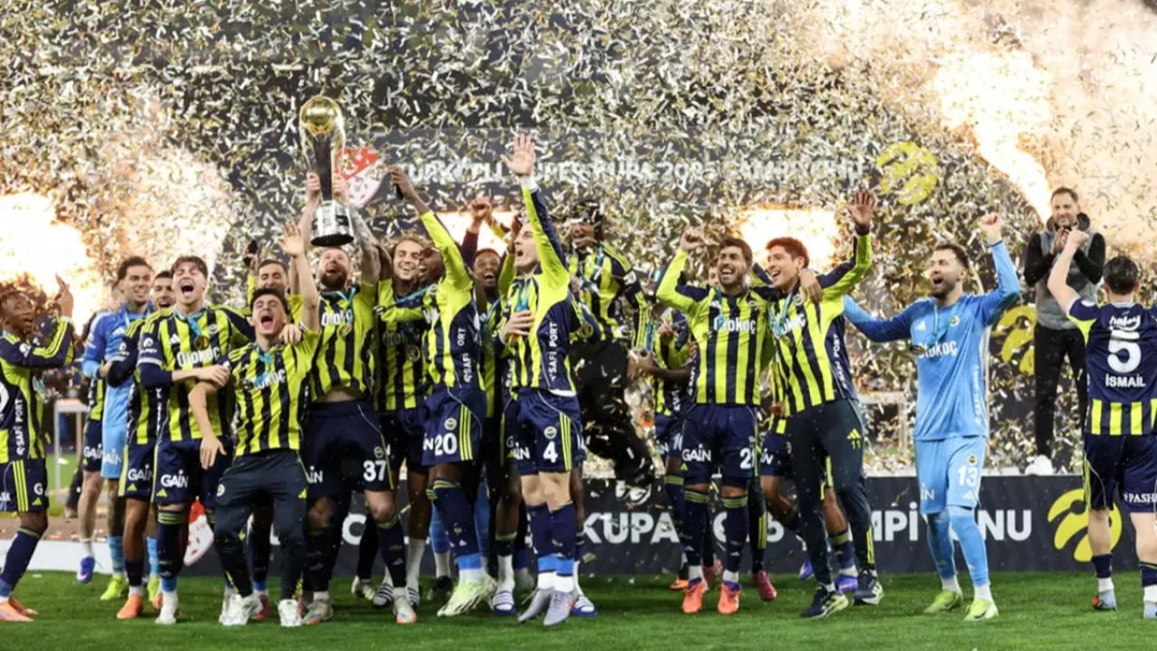 Fenerbahçe’nin Nottingham Forest Rövanşını Maurizio Mariani Yönetecek