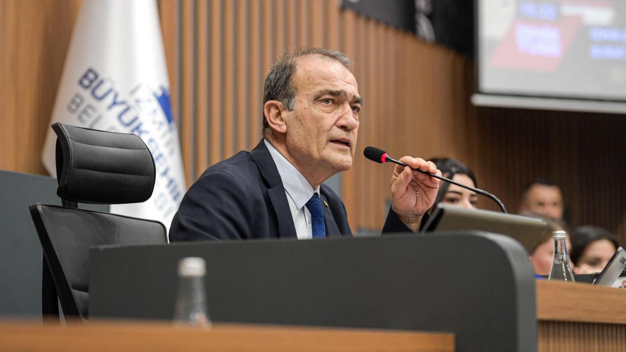 İZBB Başkanvekili Yıldır'dan AK Parti grubuna provokasyon suçlaması: Önceden planlanmış ve organize bir provokasyon girişimi