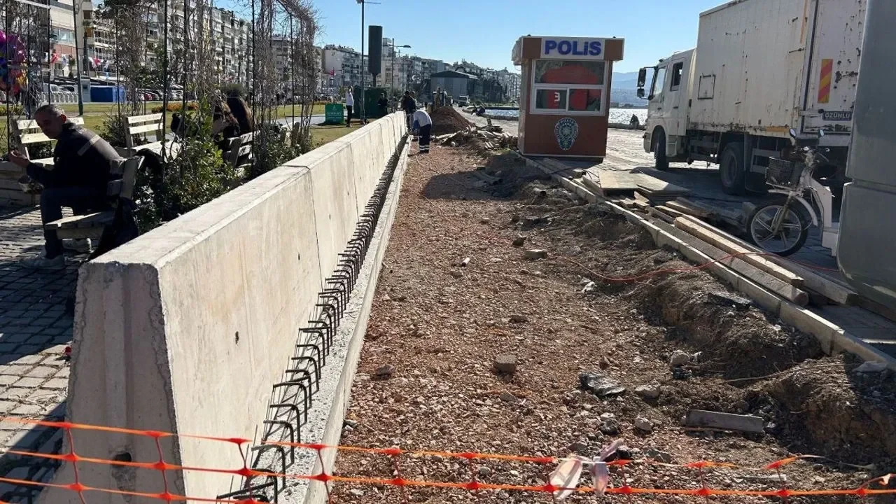 İzmir’de “Geçici Fırtına Duvarı” Sele Çözüm Oldu mu?