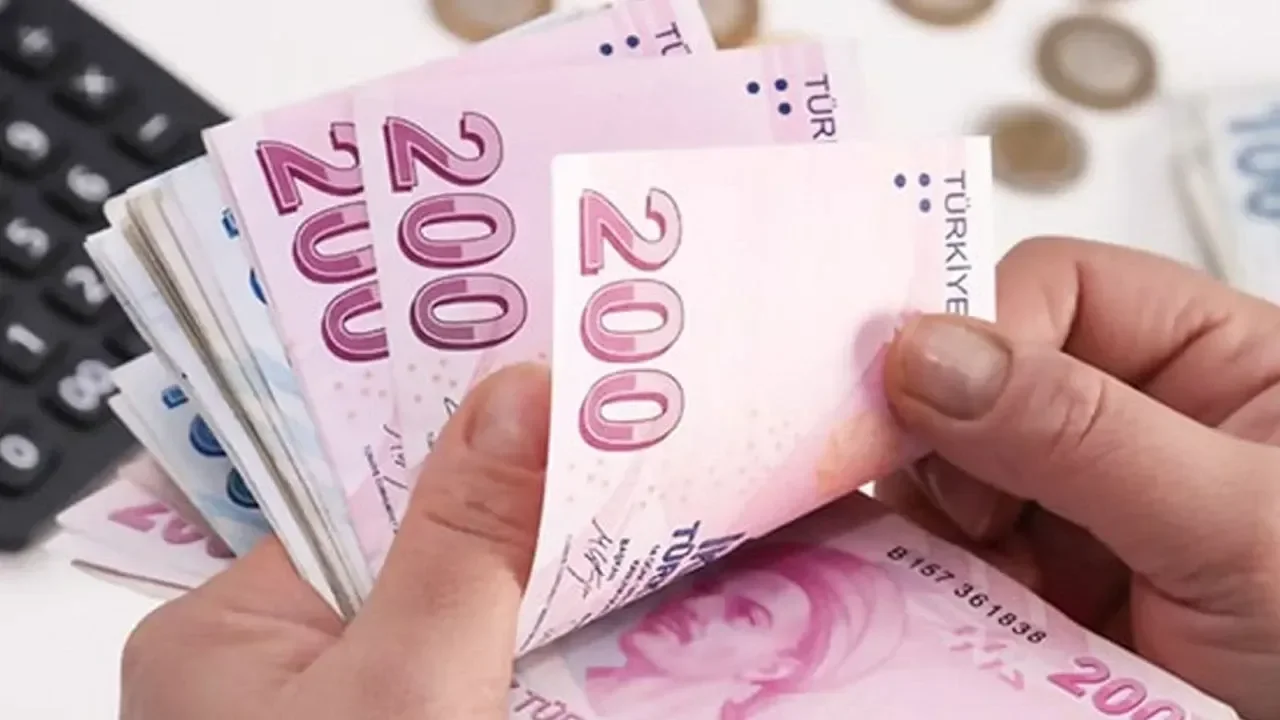 Emeklilerin Beklediği Zam Gelmedi: Bayram İkramiyesi Ne Kadar Oldu?