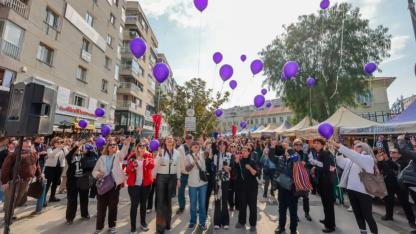 İzmir’de kadın emeği festivalle kutlanıyor: Konak’ta kermes ve konserler