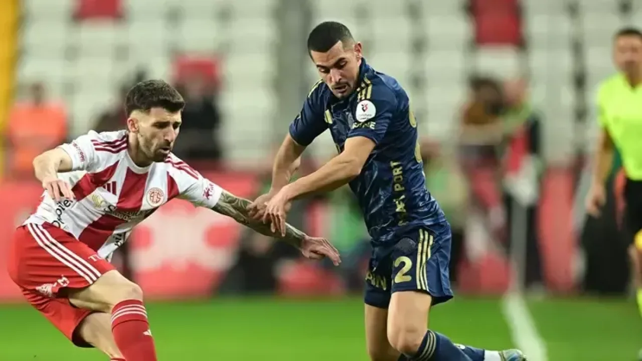 Sarı lacivertliler Antalya'da da takıldı