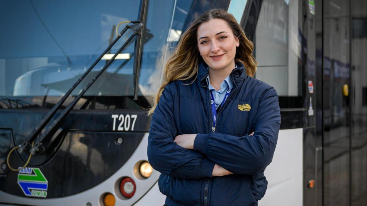 Tramvay sürücüsü Simay Aytimur: Kadın isterse her şeyi başarır