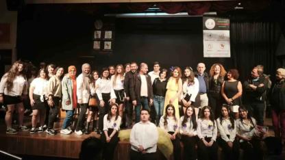 KARYAD Gençlik Korosu Sahneyi Büyüledi