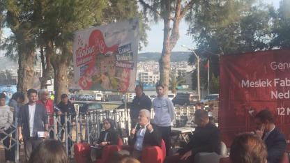 Meslek Fabrikası Direniş Alanında Gençlik Forumu: Tepkiler Yükseldi