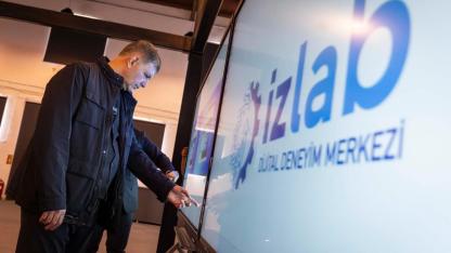 İzmir’de Dijital Dönüşüm Hamlesi: Dijital Deneyim Merkezi Açıldı, Sırada Yeni Nesil Üretim Alanı Var